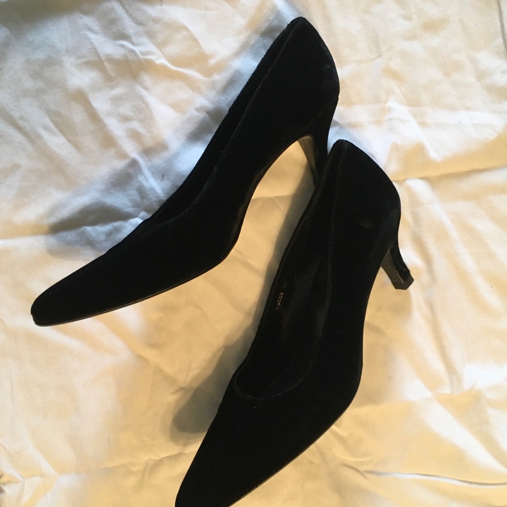 Lauren Ralph Lauren Abbot Black Velvet Pointed Heels - Size 9 - Picture 8 of 12